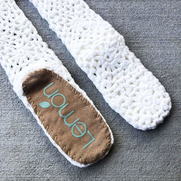 Lemon Cream Crochet Legwear Slippers / Legwarmers, Cable Knit Slippers - Picture 5 of 9